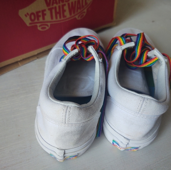 Old Skool Rainbow - Picture 5 of 5